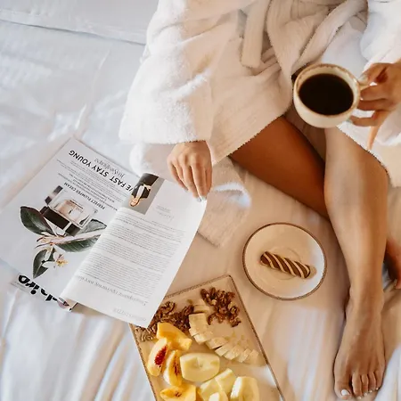 Afanos Πανσιόν Αράχωβα