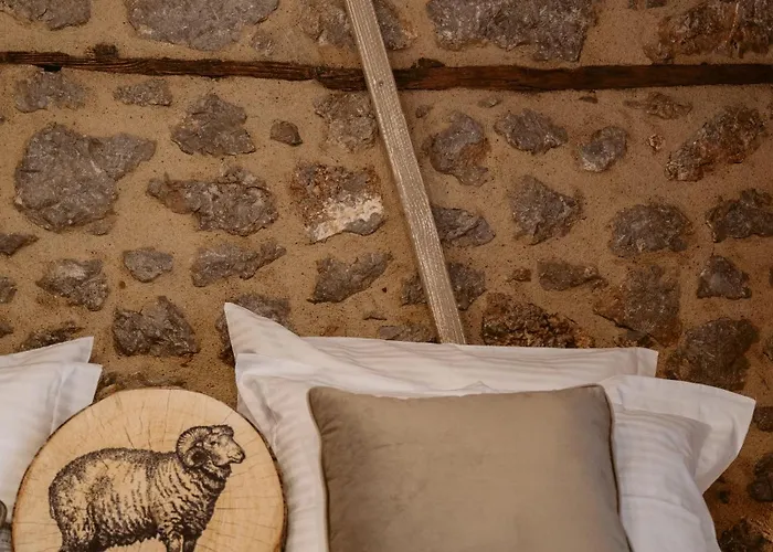 Πανσιόν Afanos Αράχωβα